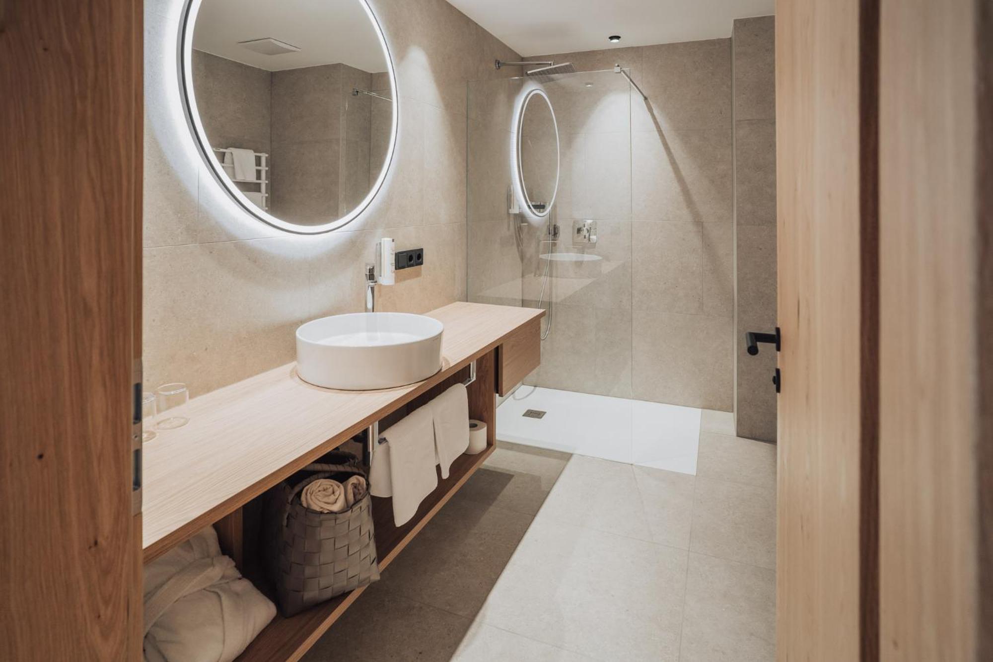 Lisetta Hotel 4*
